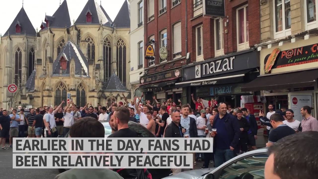 Euro 2016 violence: England fans clash with police in Lille