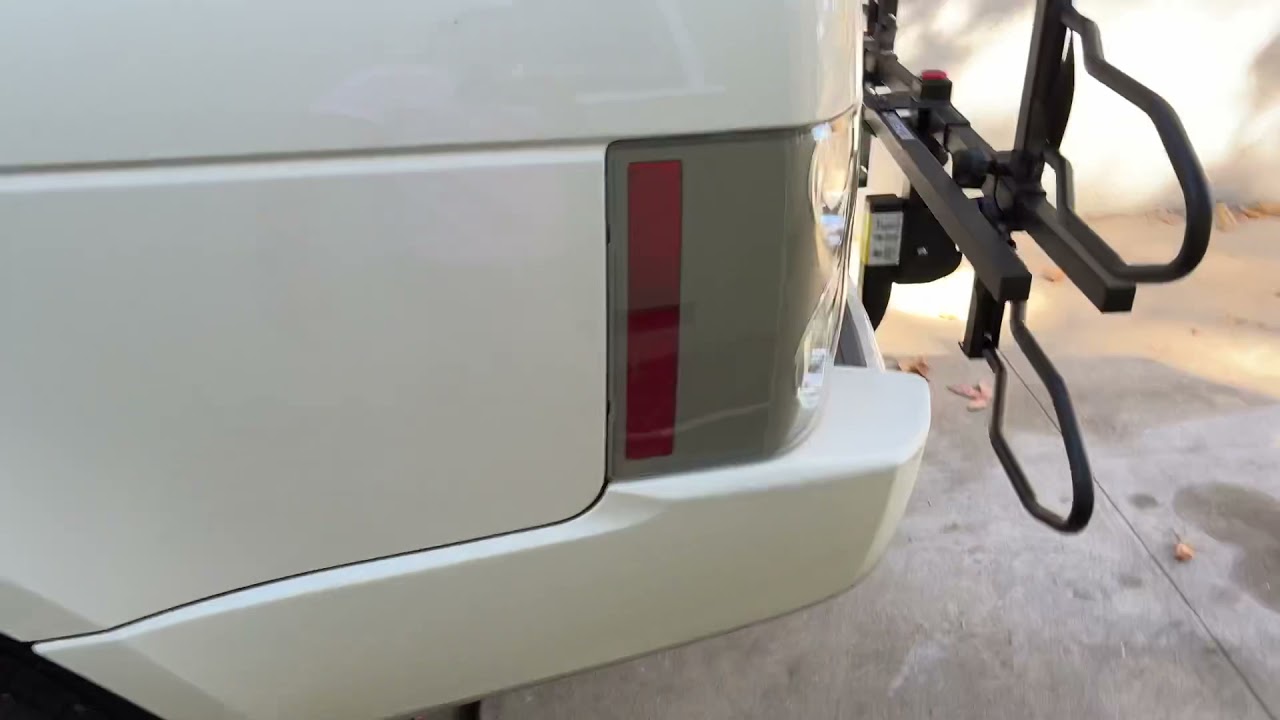 L322 Range Rover windshield washer pump replacement