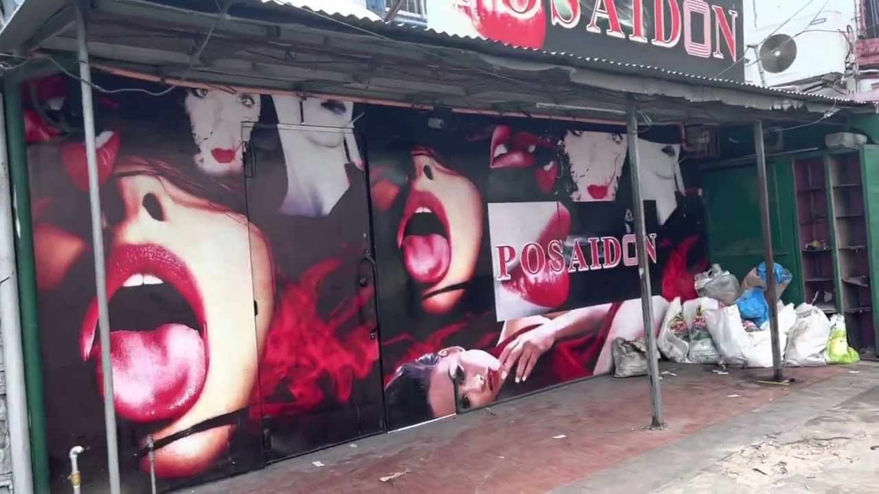 Is any bars alive on perimeter road? #philippines #angelescity #walkingstreet ￼