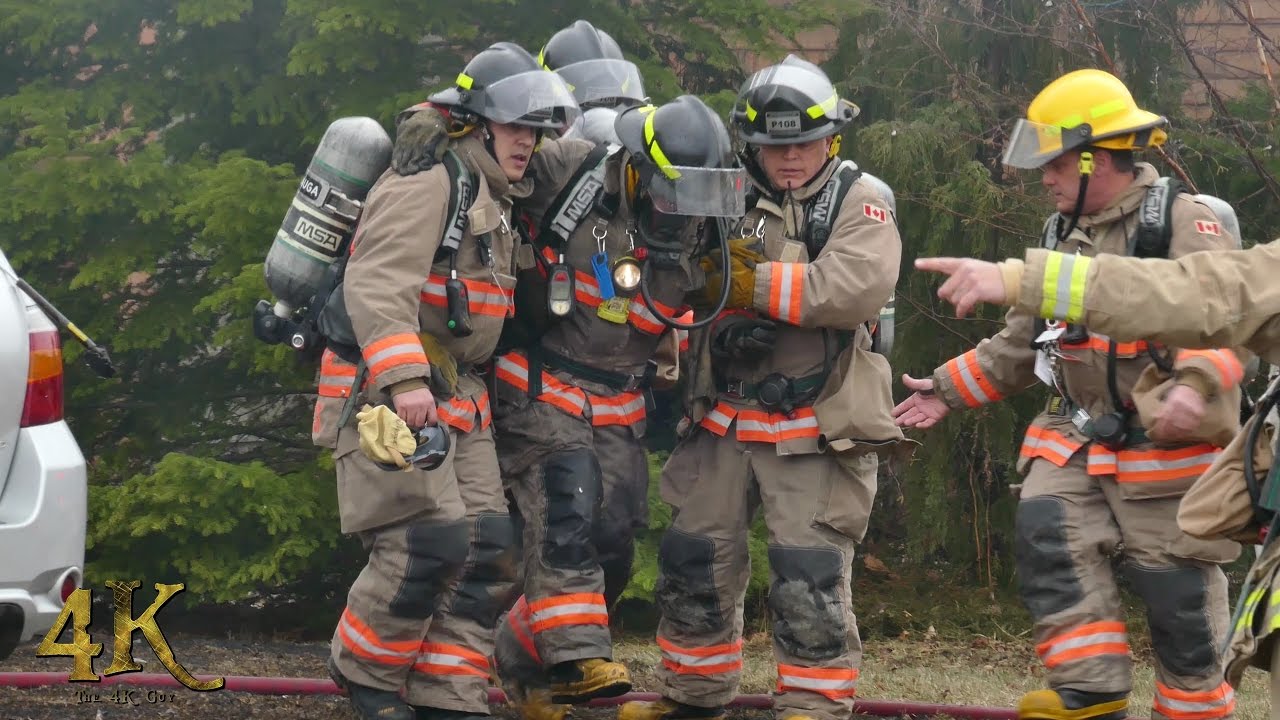 Mississauga: Fireman injured while battling house fire 3-6-2017