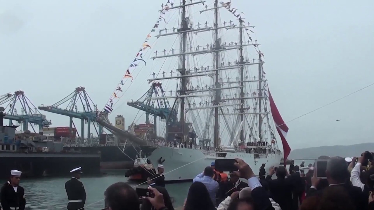 B.A.P. “Unión” arribó a la Base Naval del Callao después de 6 meses de Viaje de Instrucción
