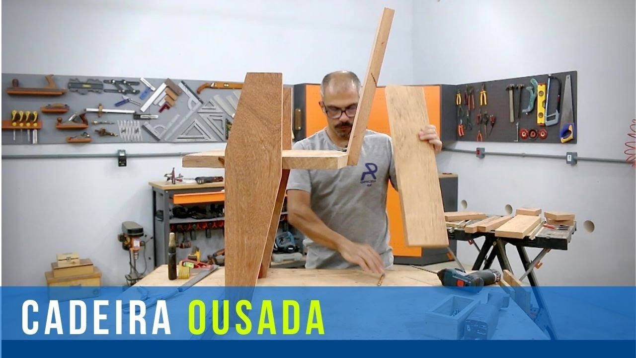 Cadeira com 3 pernas - Cadeira Ousada - Simplicidade apenas na fabricação
