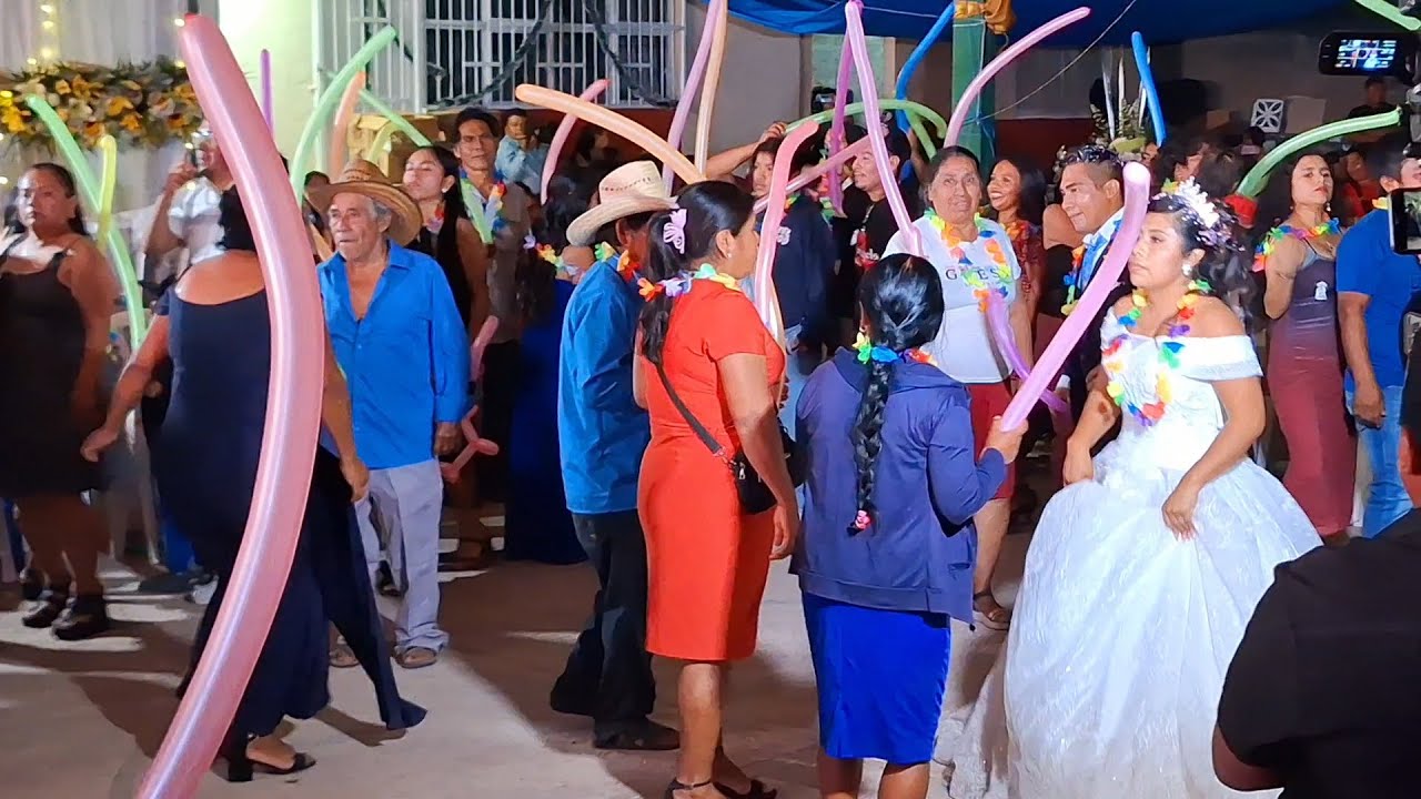 los donnys de guererro en crucero de oztocingo gro. ( boda de luis fernando y maria elizabeth