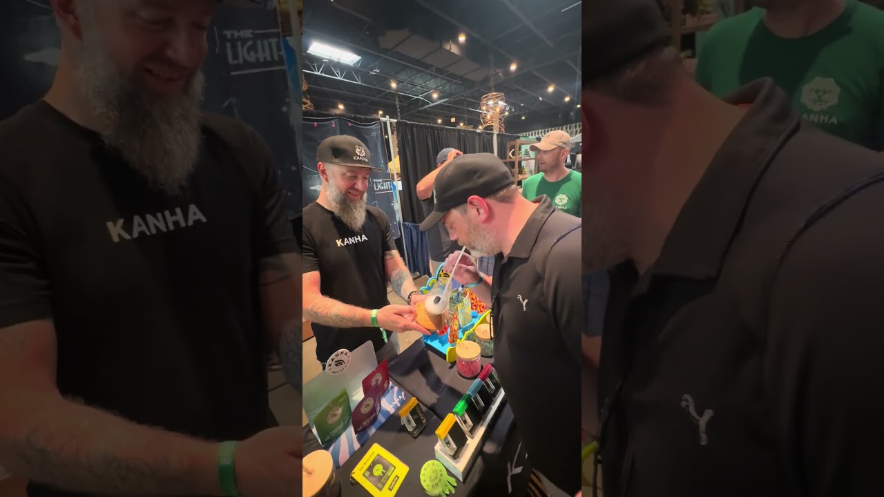 The flower expo! #cannabiseducation #trees #flowers #illinois #chicago #taste #review #reviews