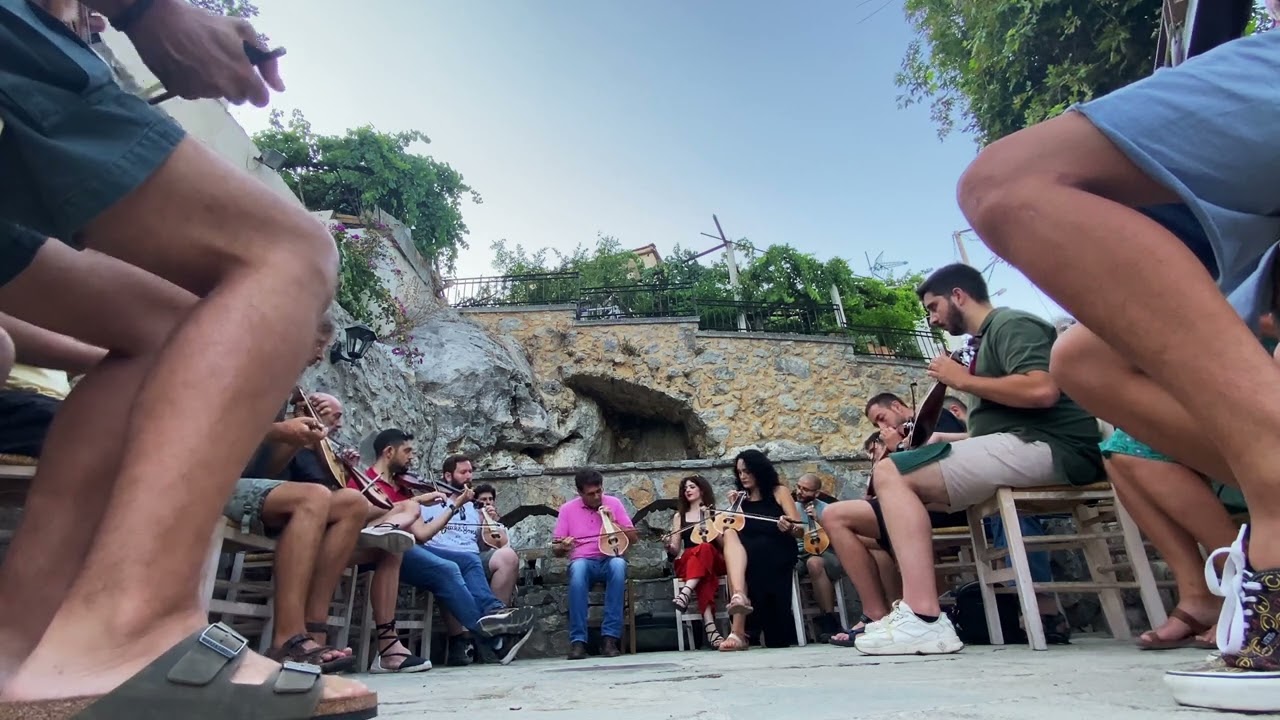 Dimitris Sgouros - Students -  Κοντυλιες Πιπεράκη Rehearsing  during Meronas Music Workshops 2024