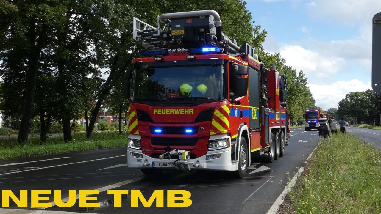 (25 Fahrzeuge auf einmal)  Showfahrt aus 2 Perspektiven der Werkfeuerwehr Chempark