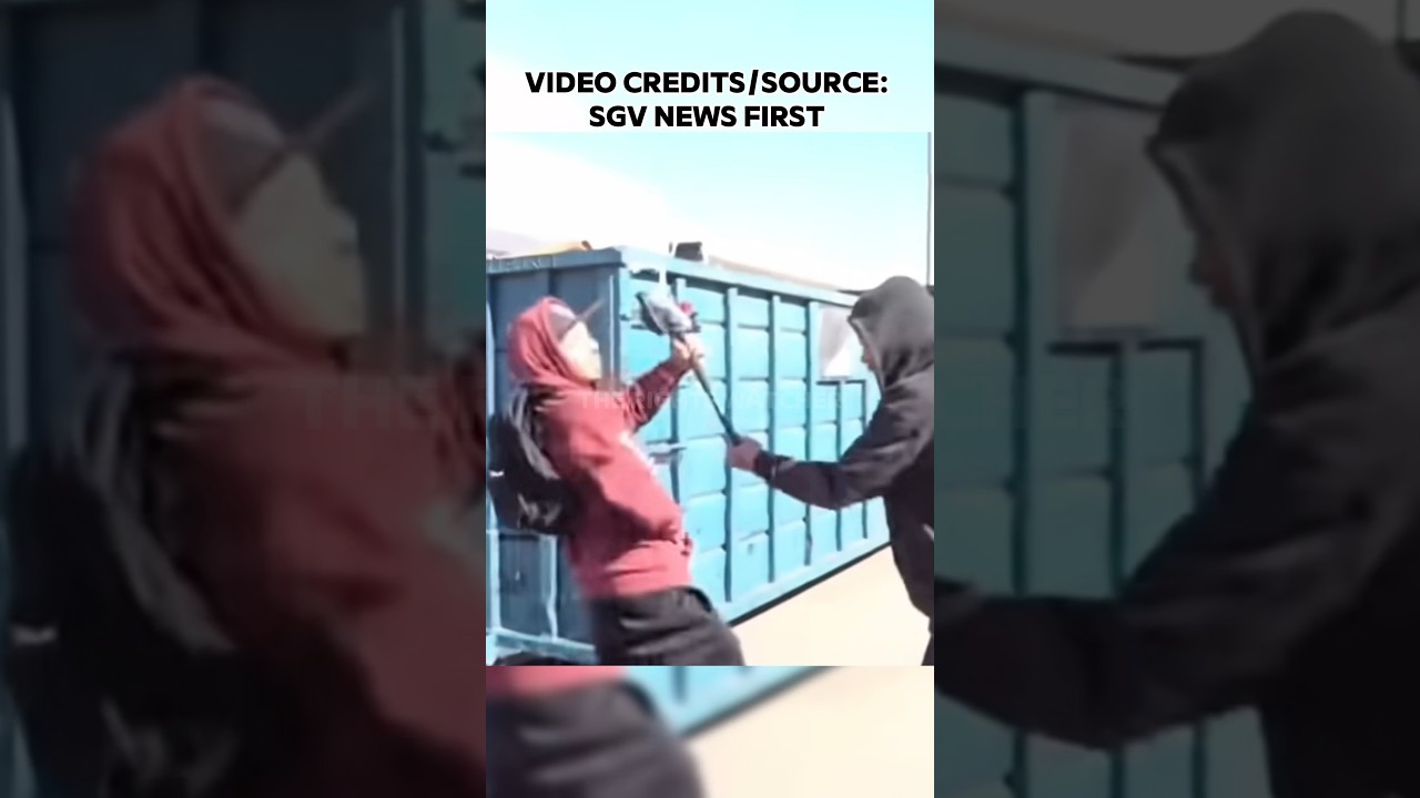Violent Attack on First Amendment Auditor Ends With Arrest #pepperspray #firstamendmentaudit