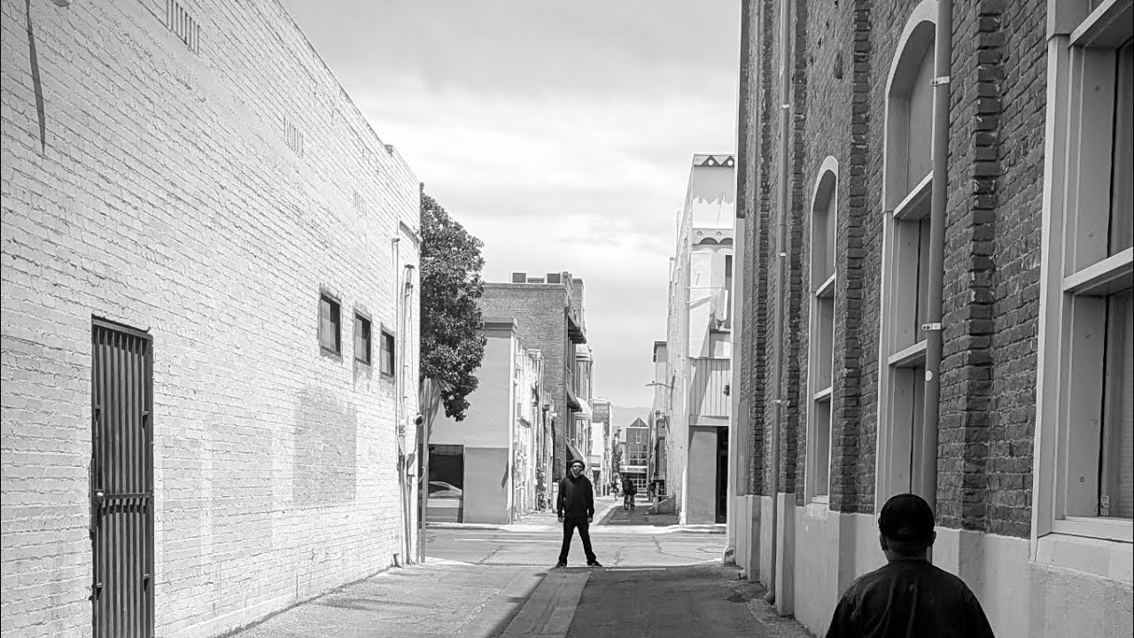 The Man In The Alley (Horror Short Film) Directed By Niko Mayorga 