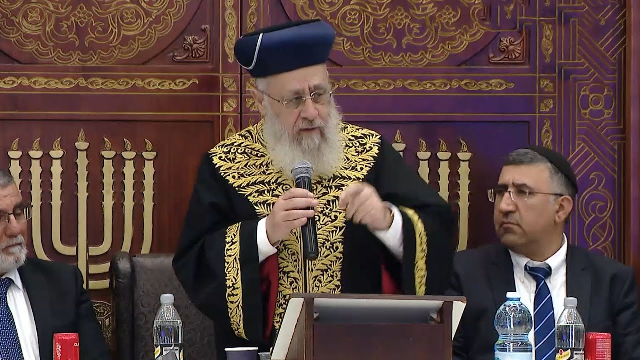 סערת דברי הרב הראשי: האם הוא היה הראשון להציב איום זה?