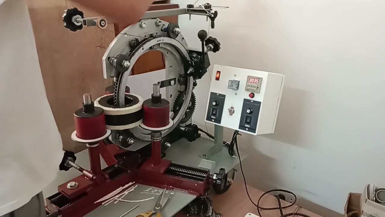 Sử dụng máy quấn biến áp xuyến vành hở rất dễ dàng 