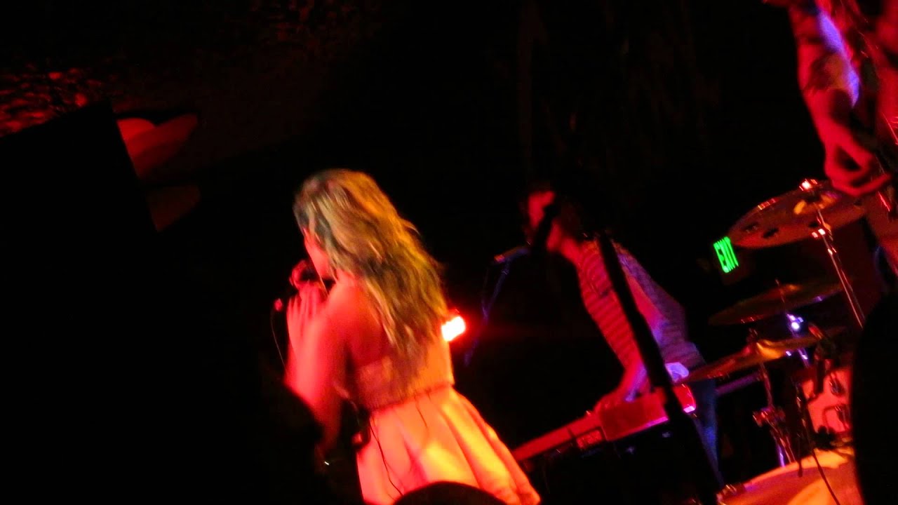 HALSEY Live in Seattle - September 29th, 2014- Part 1 Full Set