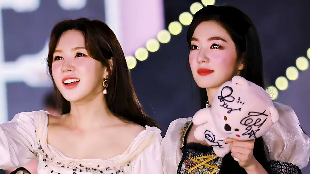 WENRENE 'Outside'