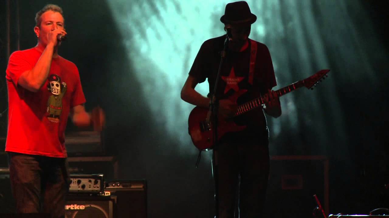 DEBAHO BAND de tripas corazon