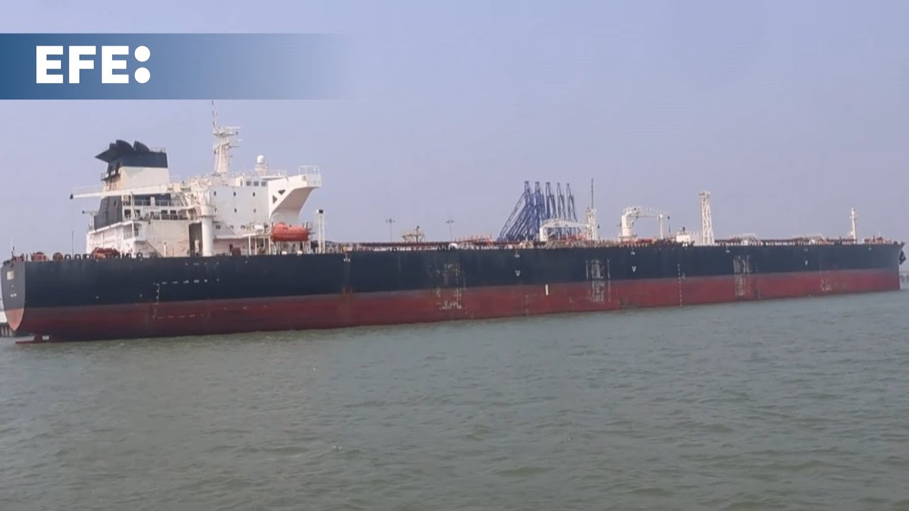 Primeiro petroleiro com destino à Índia consegue atravessar Estreito de Ormuz em plena escalada
