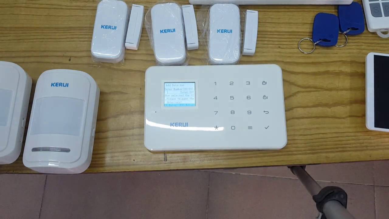 KERUI G18 Wireless Home and Business Security Alarm System DIY Kit with Auto Dial, Motion Detectors