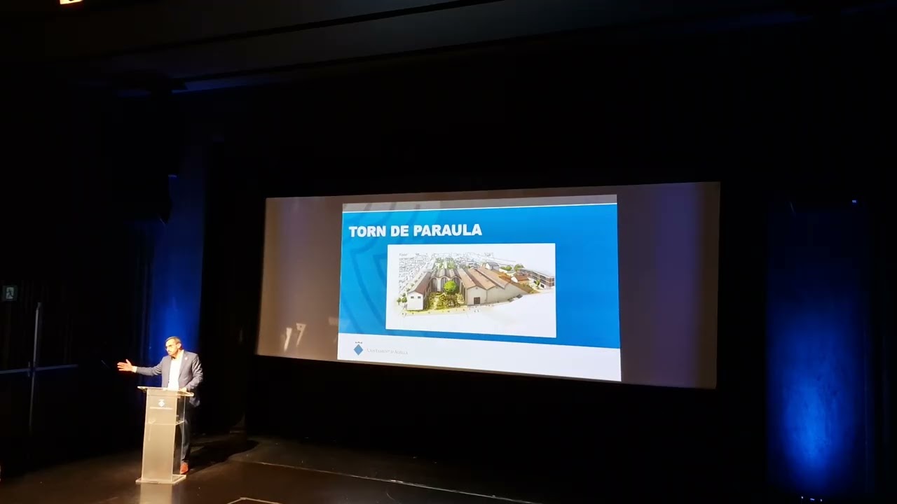 Torn de preguntes del públic a l'Audiència Pública de La Vinícola