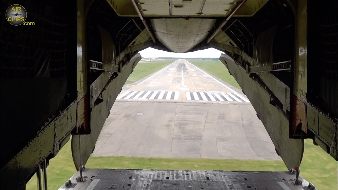 IL-76 INSANE LOW PASS!!! Cargo Door Open, Gear Up: World&rsquo;s MOST EXTREME, MUST SEE!!! [AirClips]