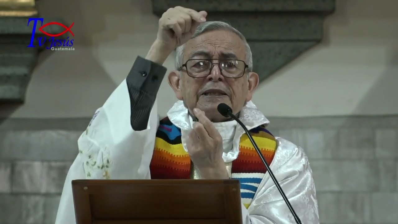 Tema: Santísima Trinidad.  Padre Hugo Estrada sdb