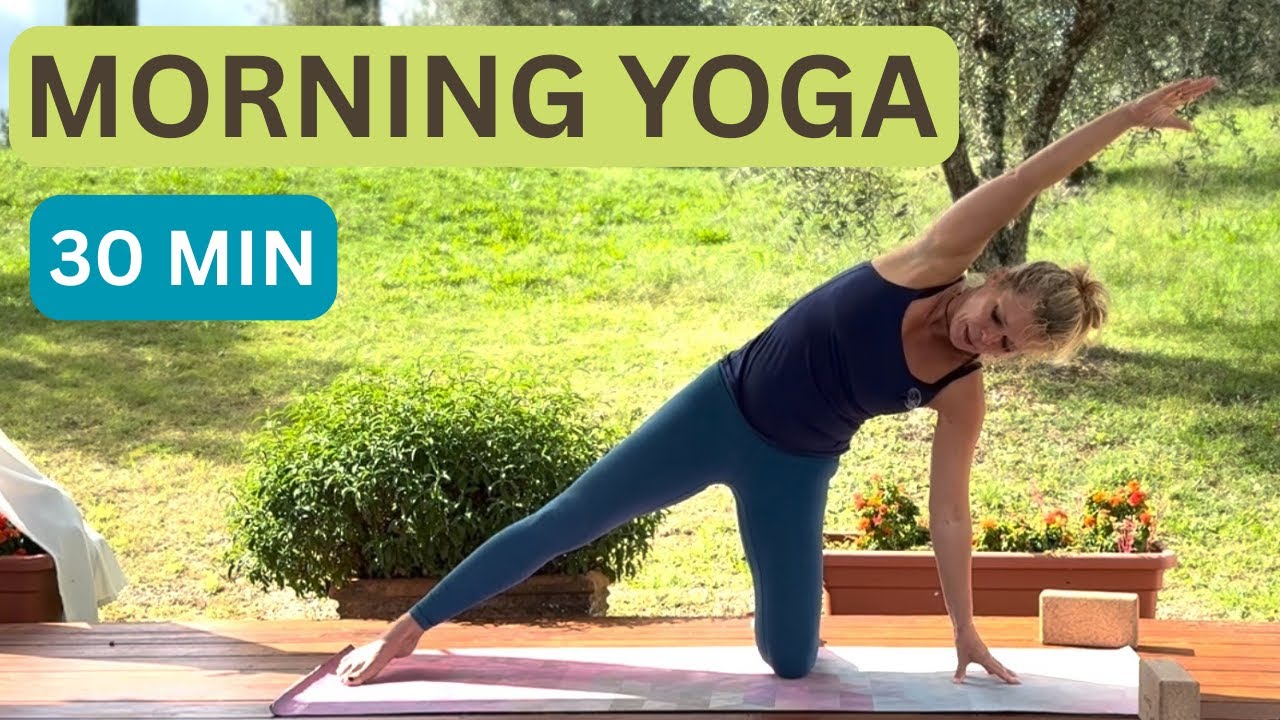 30 Minute Morning Yoga | Side Body Stretch Vinyasa Flow