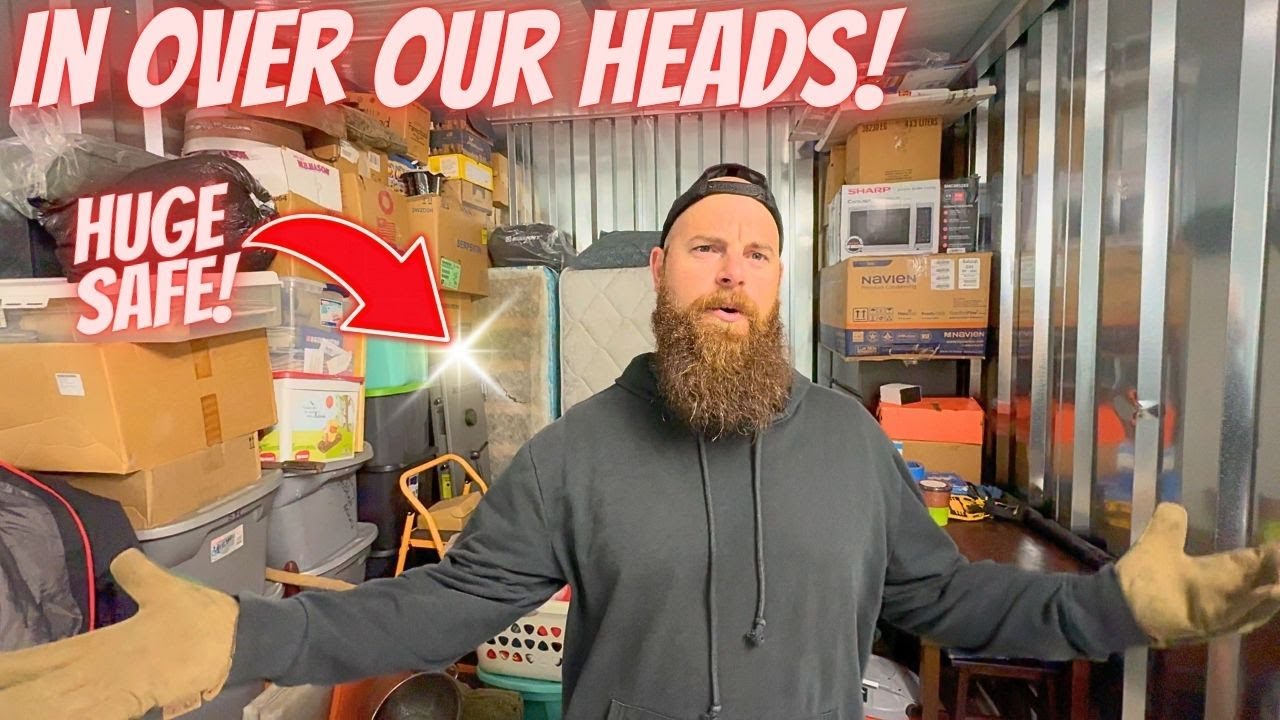 This $1100 storage unit holds some secrets! Huge Safe found in the back!