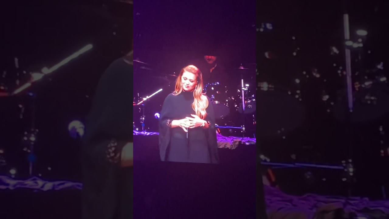Kelly Clarkson at the Ronnie Milsap Tribute at Bridgestone Arena.