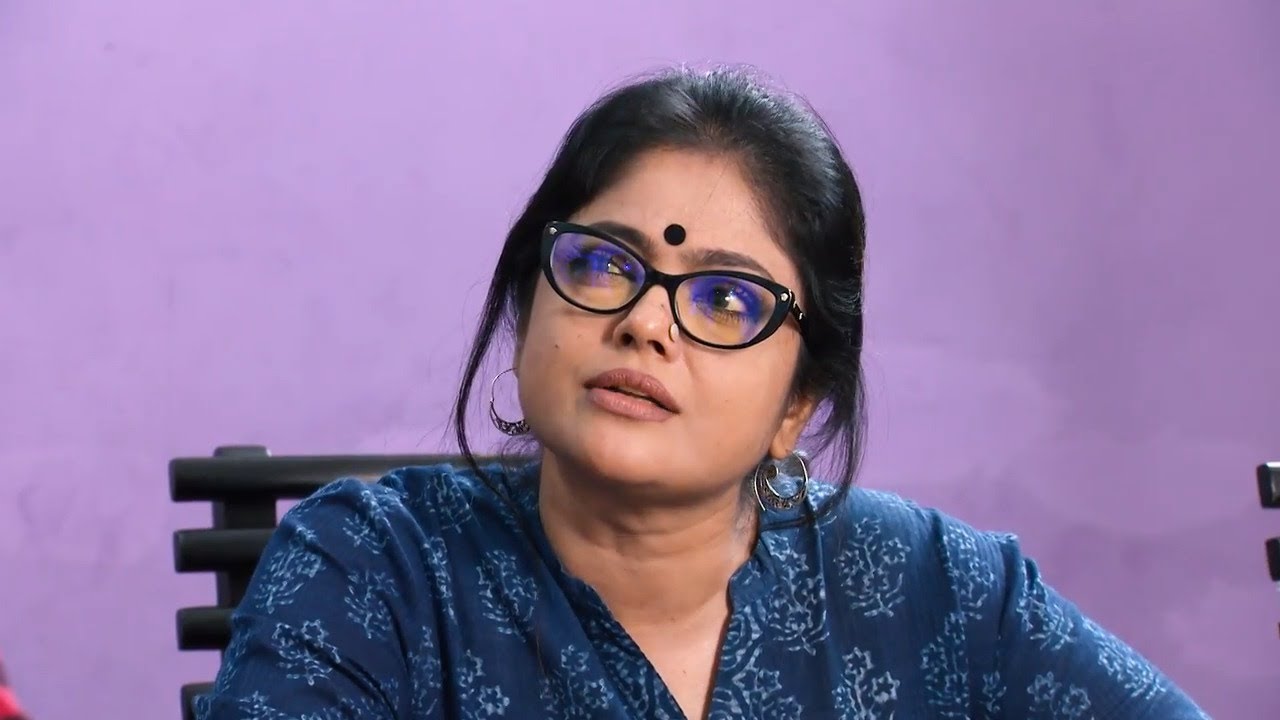 Thatteem Mutteem | Poetess Mohanavally...! l Mazhavil Manorama