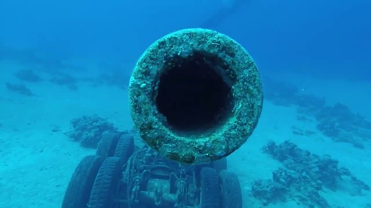 Подводный военный музей, Акаба, Иордания.