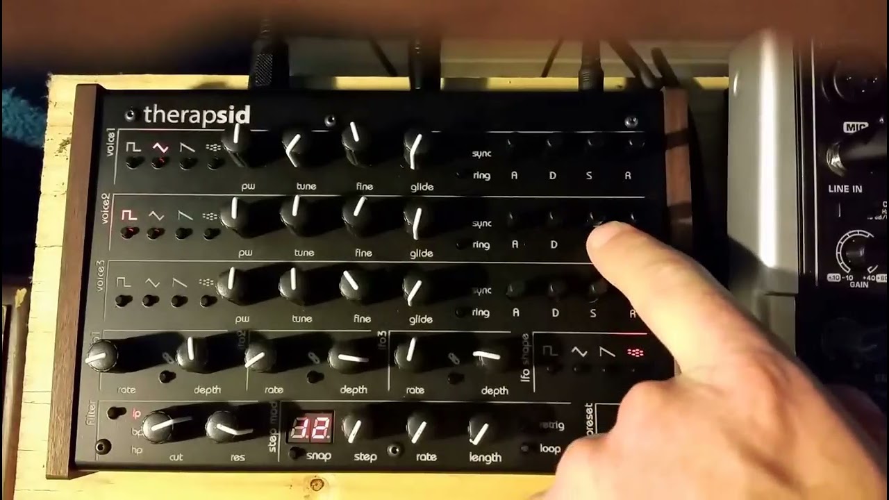 Therapsid Demo - Oscillators and Envelopes