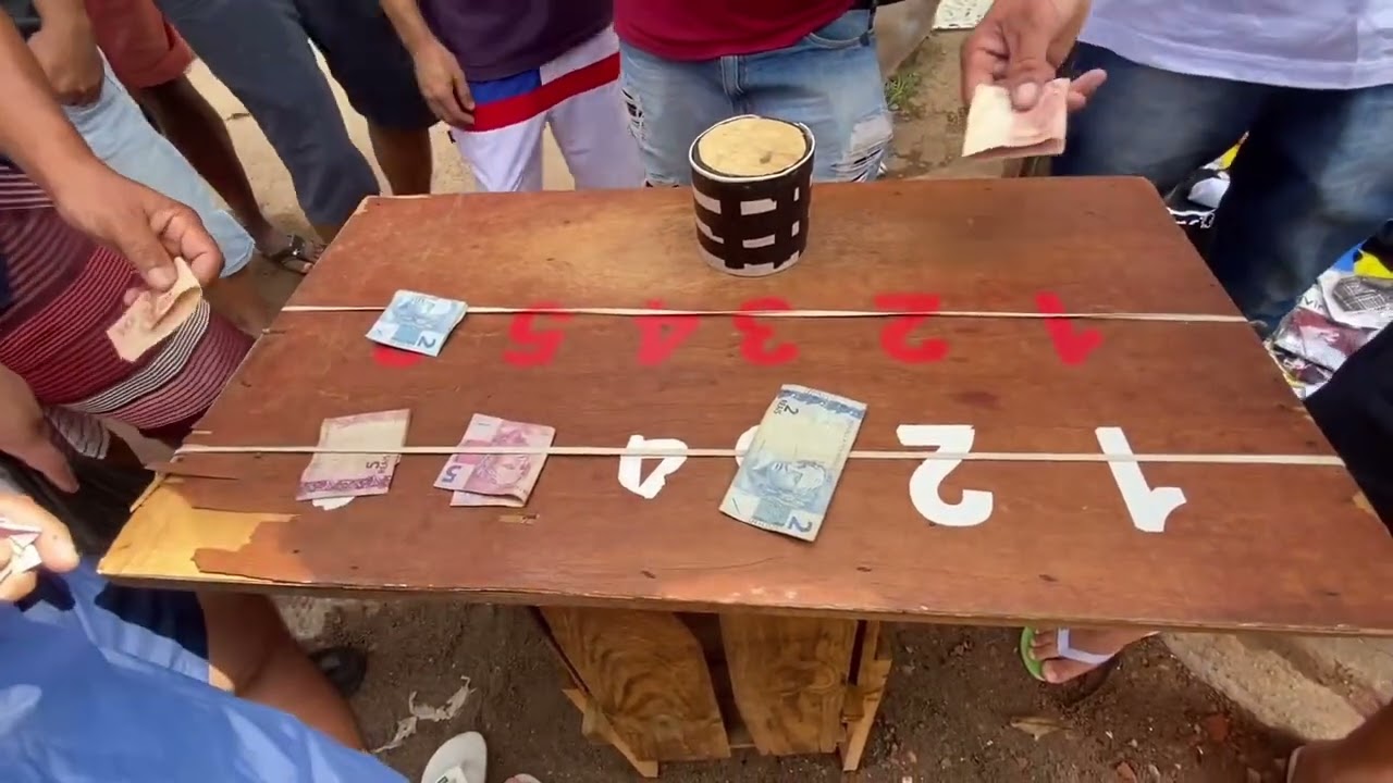 O FAMOSO PEGA BESTA na FEIRA DO ROLO JOGO DE DADO BOZÓ
