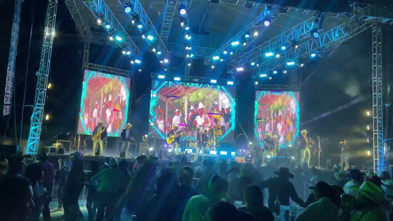 Los Rugar ,indomables conjuto tempestad en la rosa Coahuila