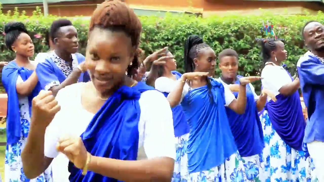 EBENEZA KWAYA Kanisa kuu kasulu (Tunaipongeza Serikali ya Ujeruman) Mradi wa Bugaga..