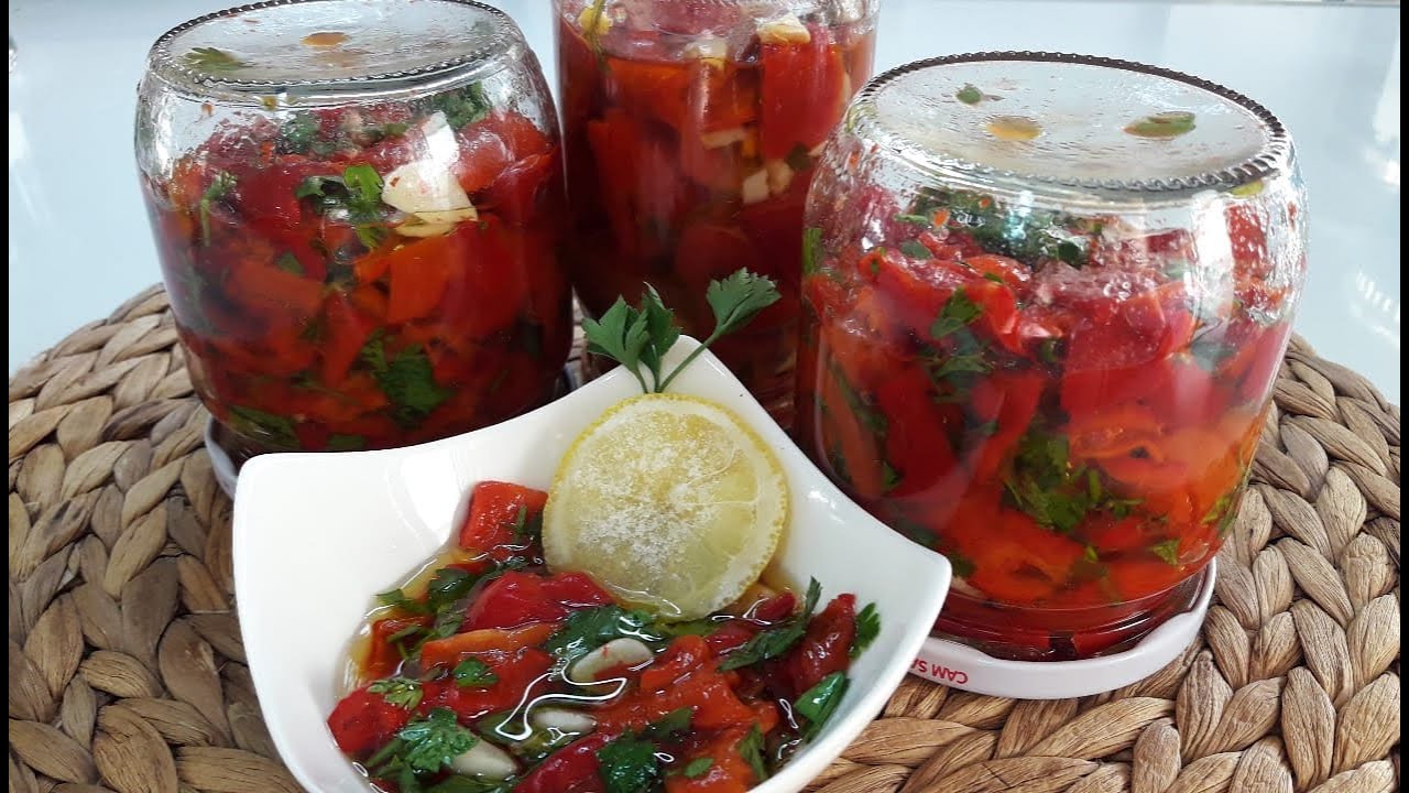 طريقة تشرميل الفلفل الأحمر لحلو على الطريقة التركية🌶🌶مع أسرار الإحتفاظ بيه لمدة طويلة خارج المجمد🌶👌🌶
