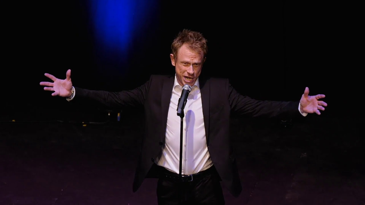 LLOYD HOLLETT - THE COMEDY WORDSMITH