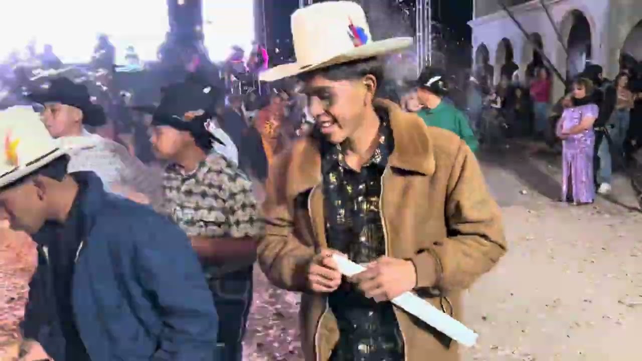Así se Baila en Mendoza Fresnillo con el Estilo Único de Zacatecas en los Xv Años de 💐Brianda💐