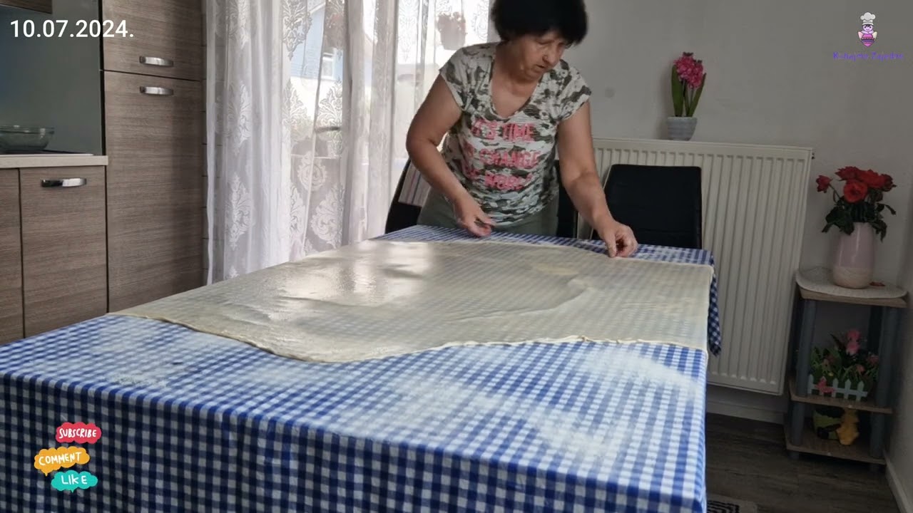 Hrskava štrudla od jabuka.