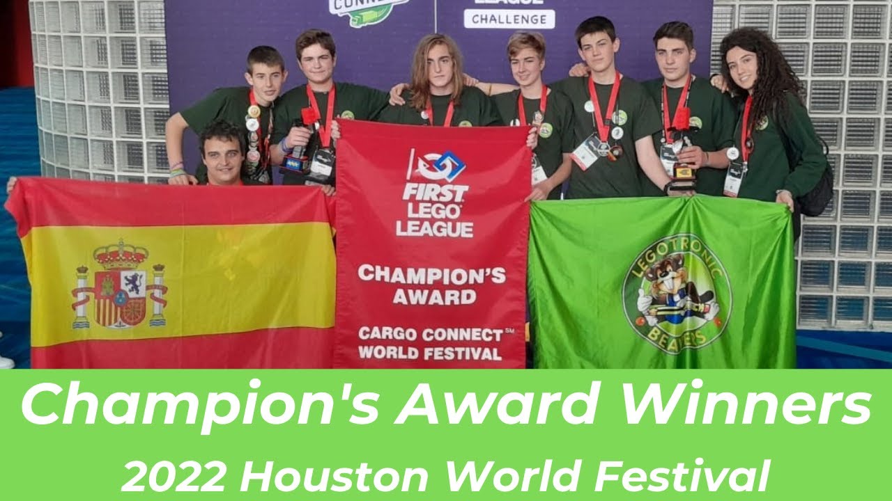 Champion's Award and Robot Performance Winners at the 2022 FLL World Festival! -Legotronic Beavers