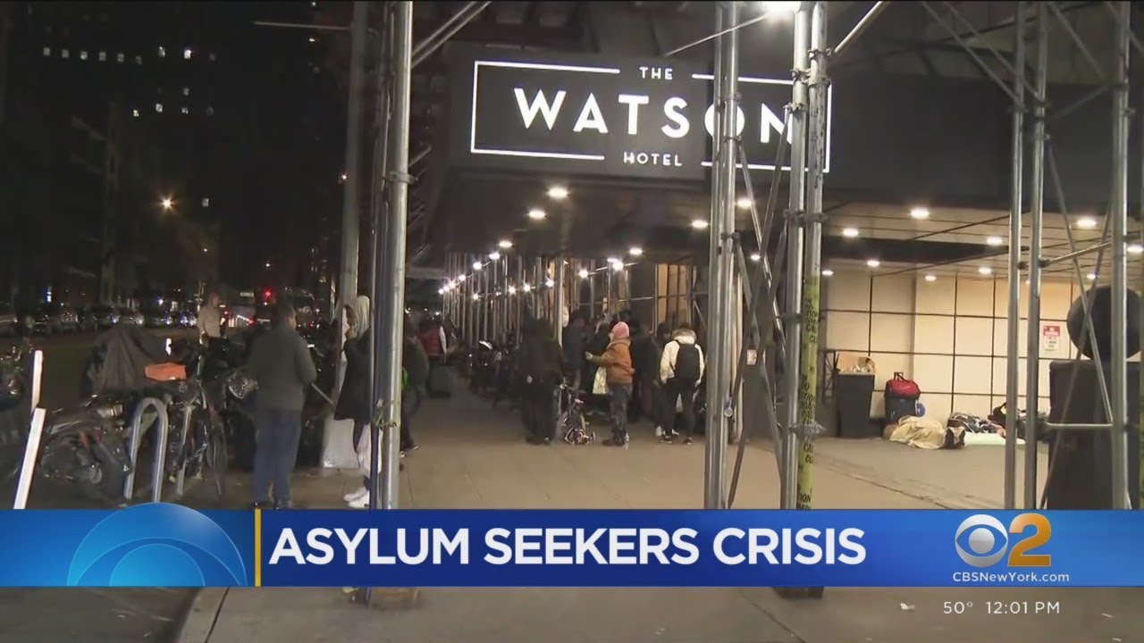 Migrants refuse to leave Manhattan hotel for Brooklyn shelter