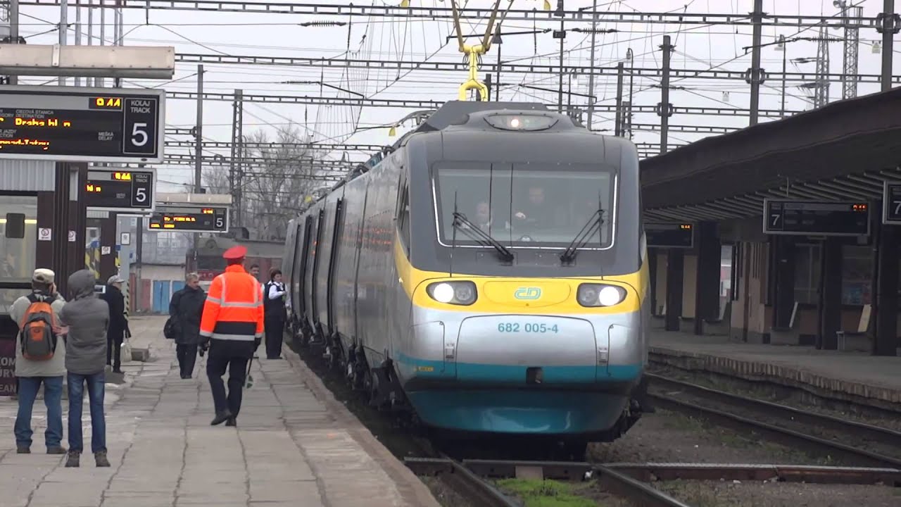 Pendolino vlak OsEC 37504 6.12.2014 Košice