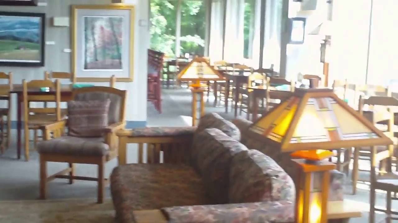 Peaks of Otter Lodge