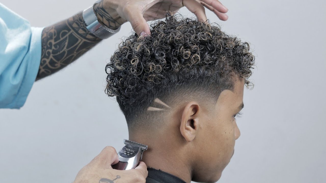 DEGRADÊ LOW FADE EM CABELO CACHEADO