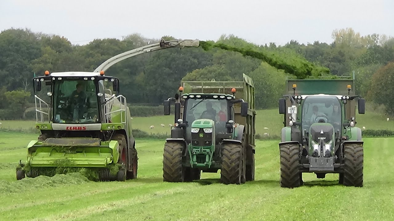 Autumn Silage 2020 - Lifting Forage Rye with Claas Jaguar 840 plus Kubota, Fendt, John Deere & JCB