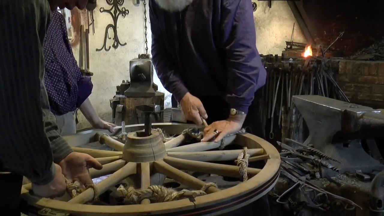 Hoepelbranden in het Nederlands Openluchtmuseum