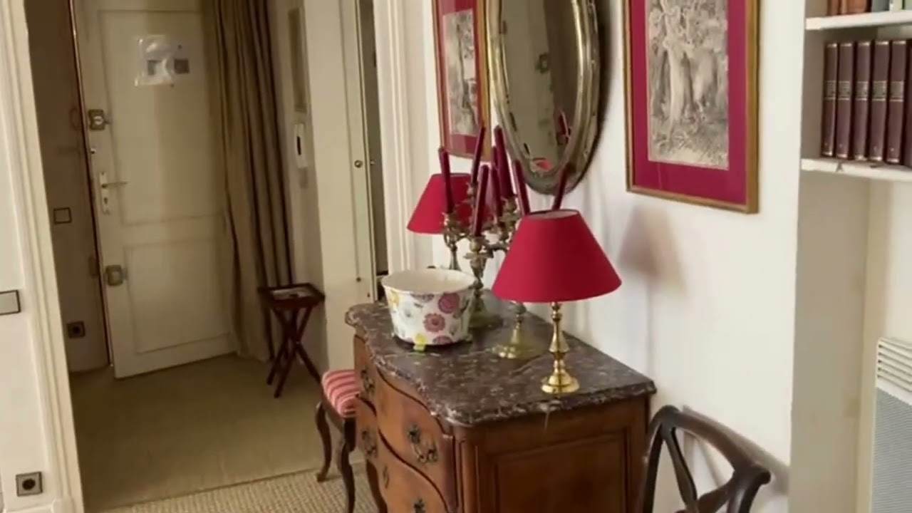 Persian Lady - House Tour