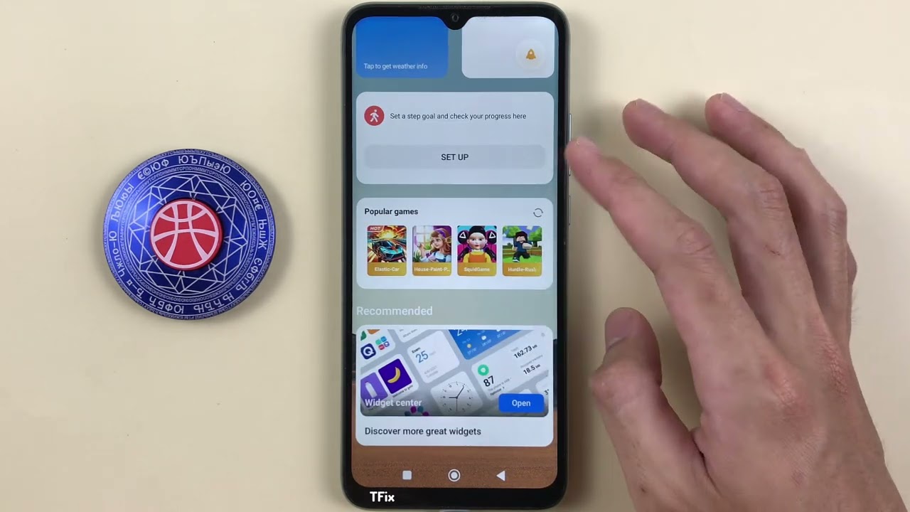 Отключите App Vault, и Google обнаружит главный экран на Xiaomi Redmi 10C под управлением Android...