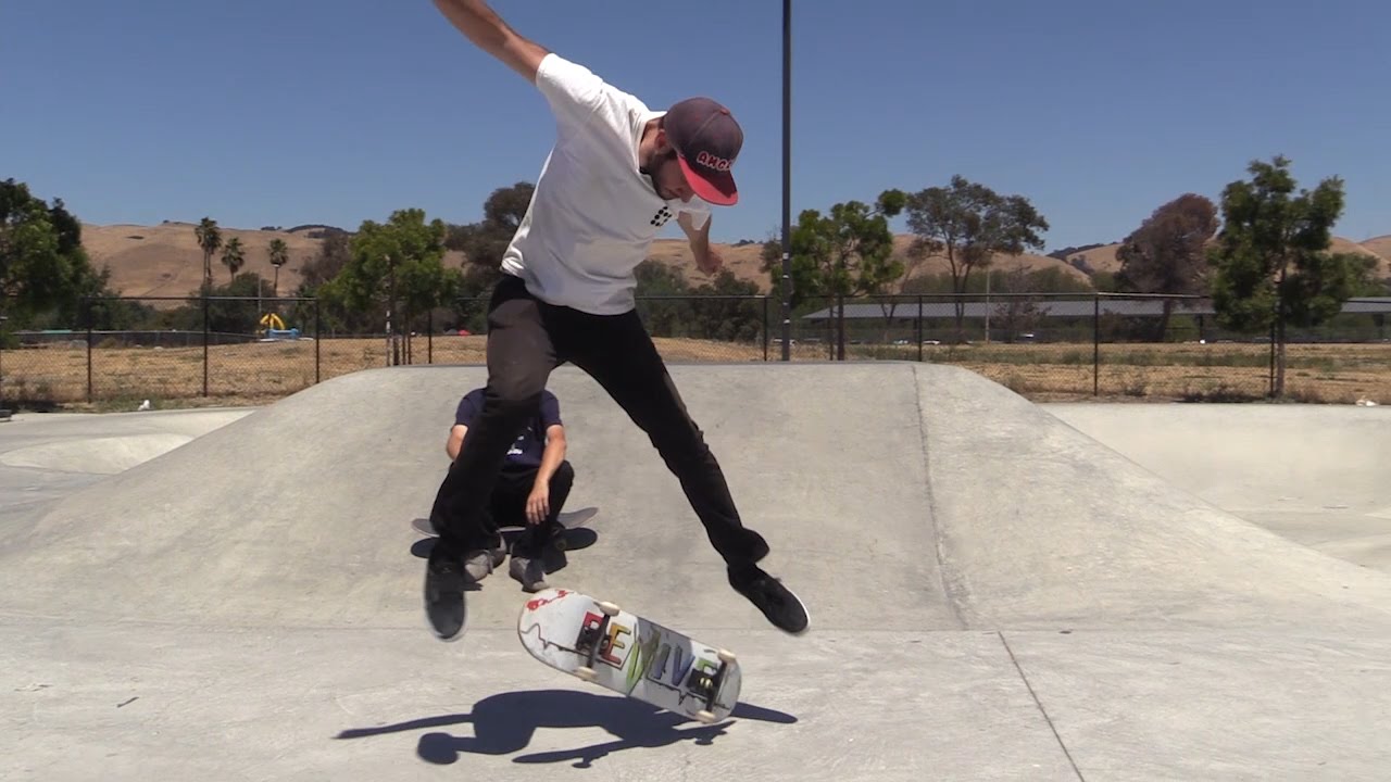 LANCE LIVE SKATE SUPPORT HALFCAB FLIP