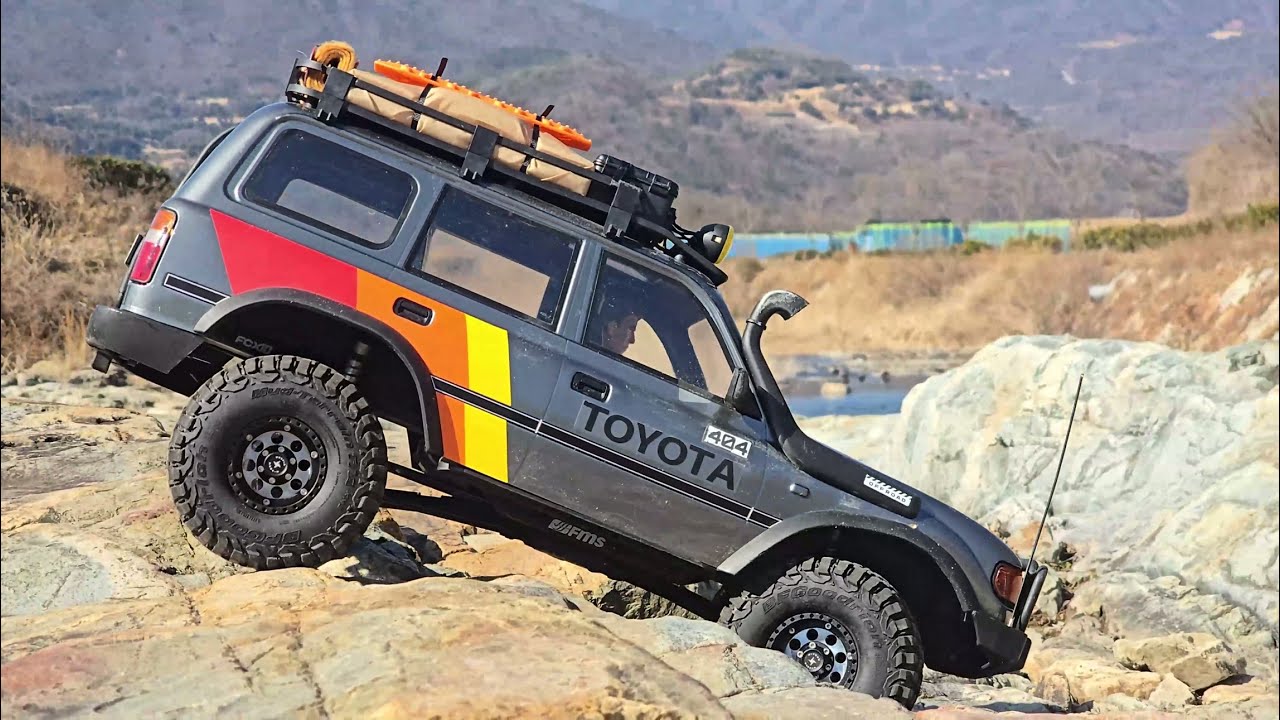 FMS FCX10 LC80 Toyota Land Cruiser 80 RS H-Tech Wheel - winter creek rock crawling