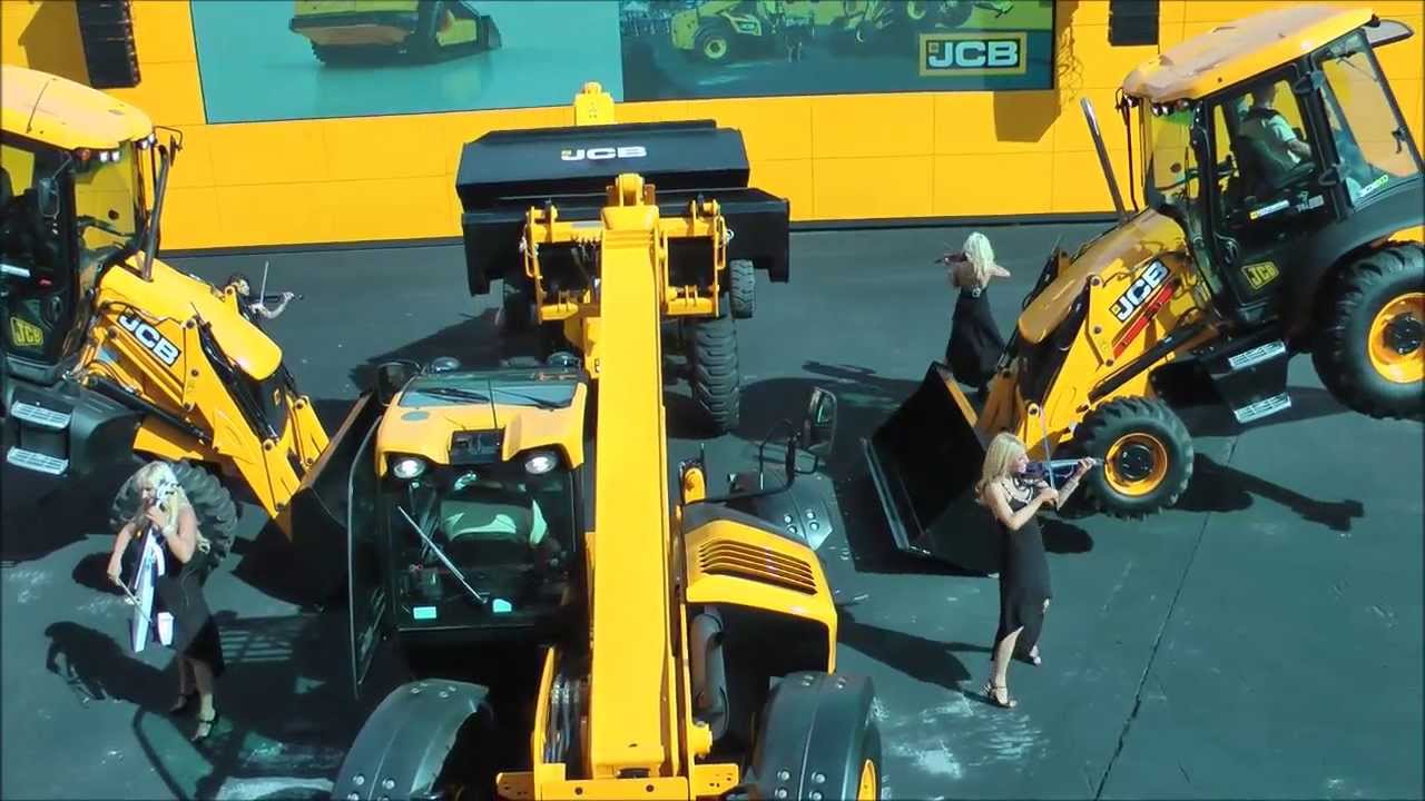JCB Dancing Diggers @ CONEXPO 2014 Part 1