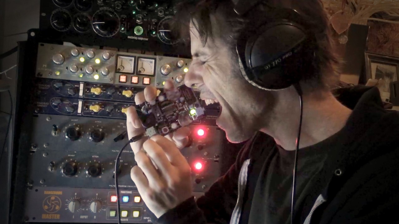 Voice Crusher Montage (playable packaging for Moldover's album Four Track)