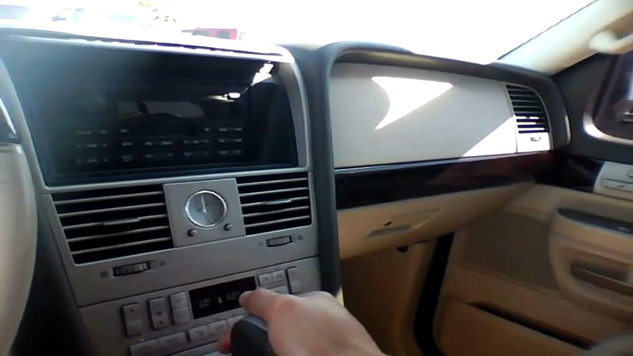 Lincoln Aviator 2004 года: краткий обзор, запуск и запуск с видом на выхлопную трубу — 129 тыс.