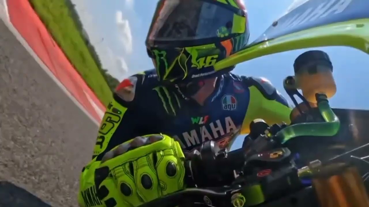 AKSI VALENTINO ROSSI(VR46)COBA ASPAL MANDALIKAA